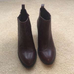 Nine West-Ankle bootie